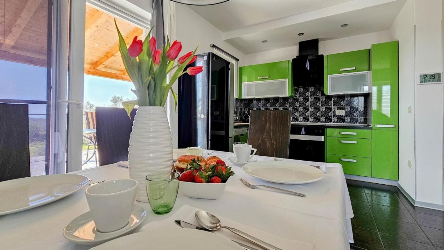Casa Lutoma Villa Kmeti Dış mekan fotoğraf