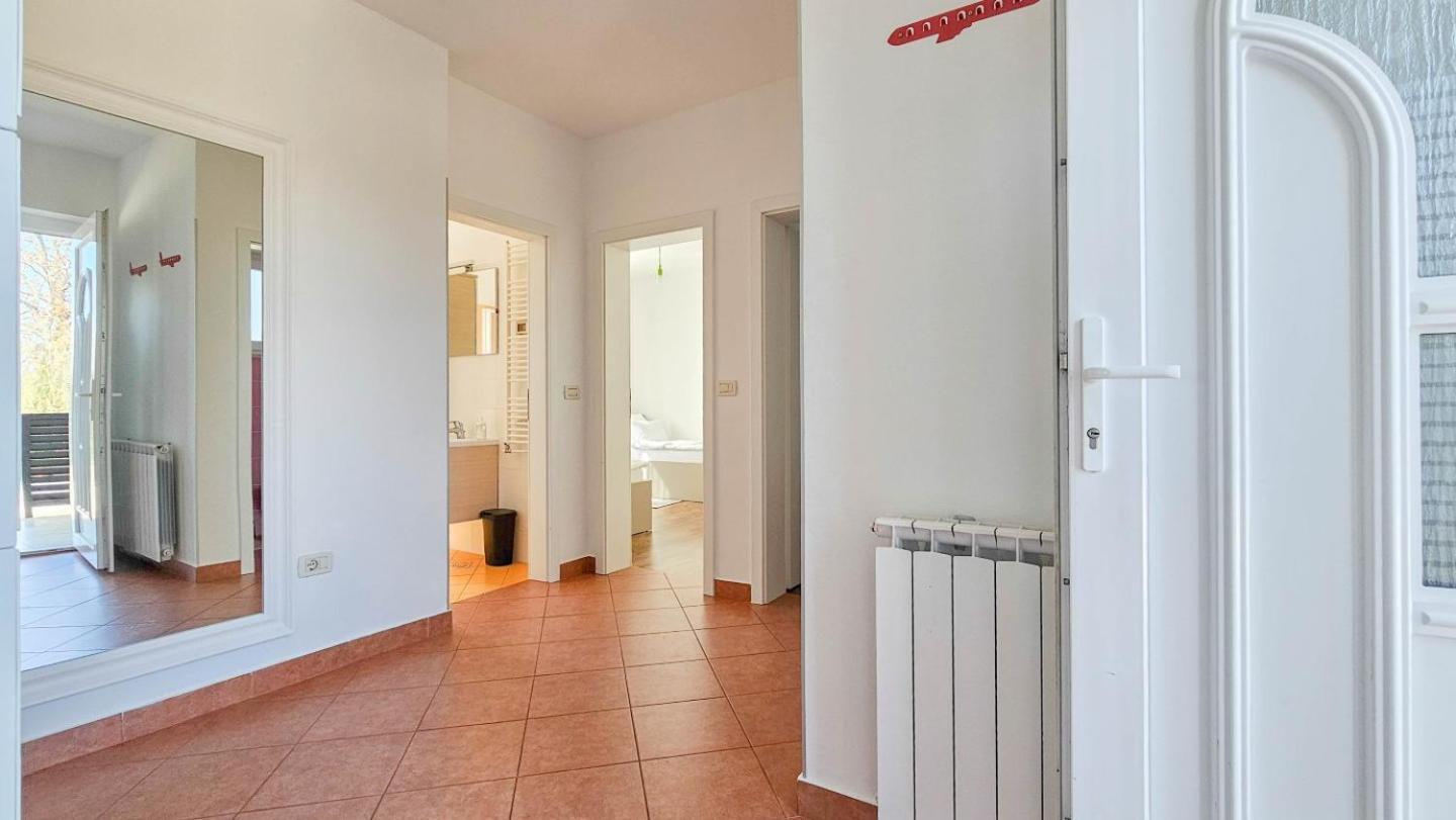 Casa Lutoma Villa Kmeti Dış mekan fotoğraf