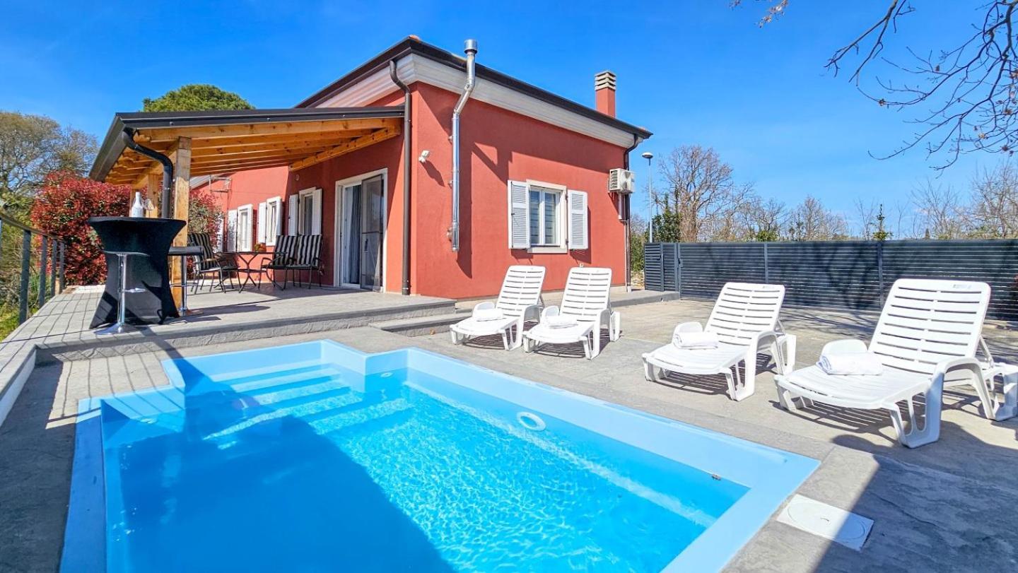 Casa Lutoma Villa Kmeti Dış mekan fotoğraf