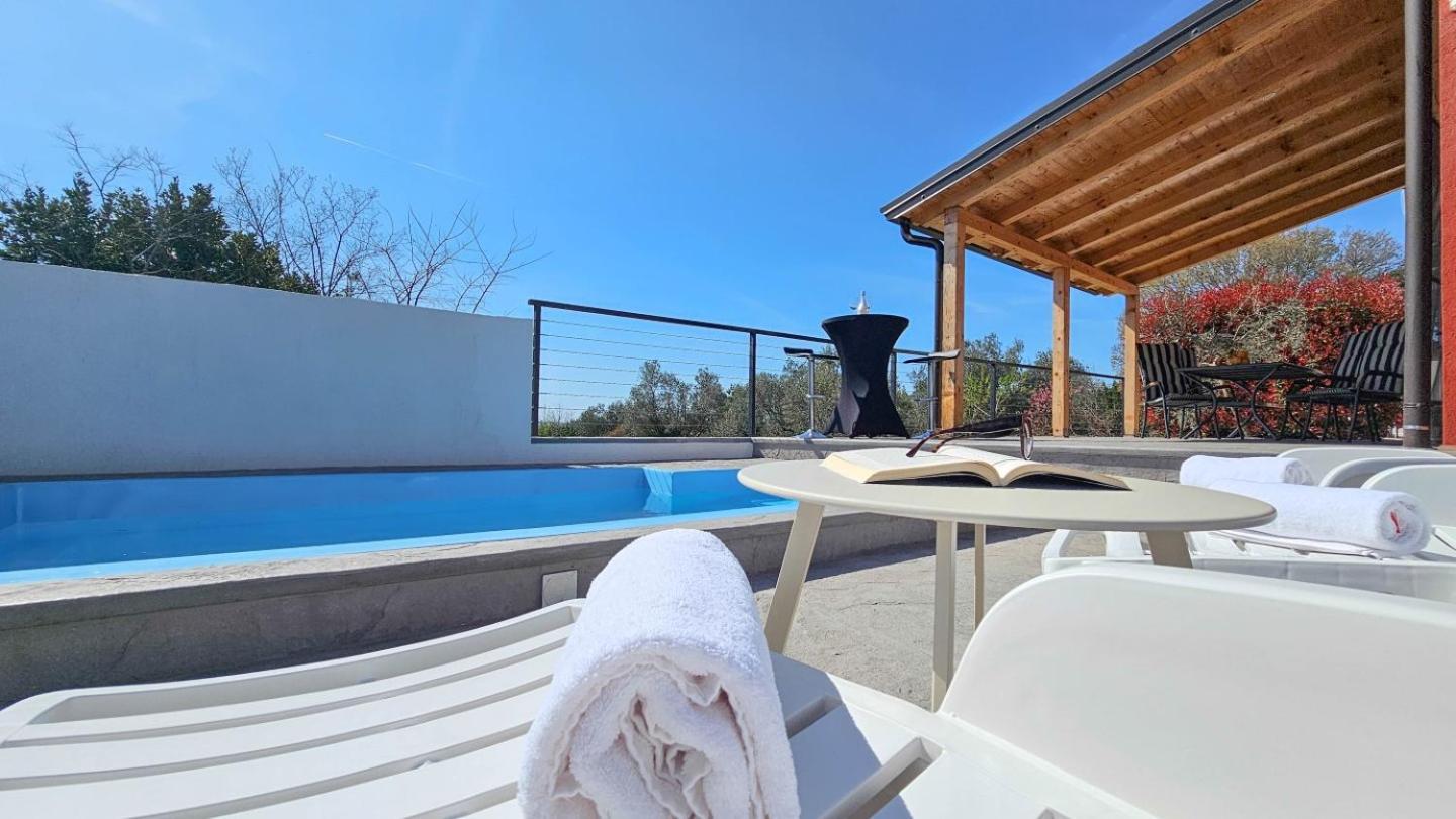 Casa Lutoma Villa Kmeti Dış mekan fotoğraf