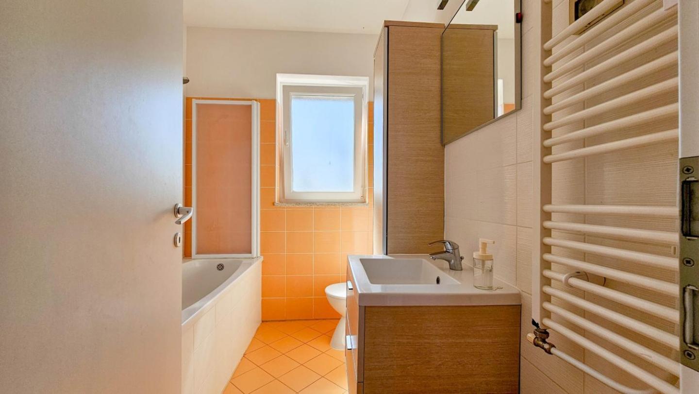 Casa Lutoma Villa Kmeti Dış mekan fotoğraf